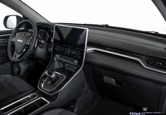 Подержанный автомобиль Haval M6 2023 года (5 фото)