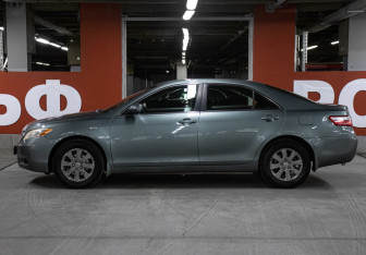 Подержанный автомобиль Toyota Camry Sedan 2006 года (8 фото)