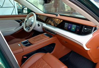 Подержанный автомобиль Voyah Free 2024 года (24 фото)