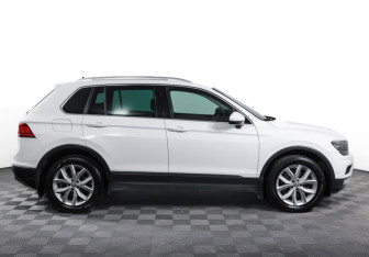 Подержанный автомобиль Volkswagen Tiguan 2017 года (4 фото)