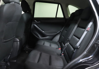 Подержанный автомобиль Mazda CX-5 2012 года (10 фото)