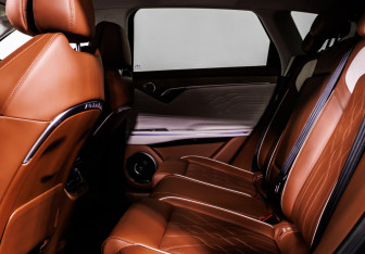 Подержанный автомобиль Voyah Free 2023 года (13 фото)