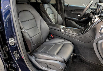 Подержанный автомобиль Mercedes-Benz GLC Coupe 2021 года (23 фото)