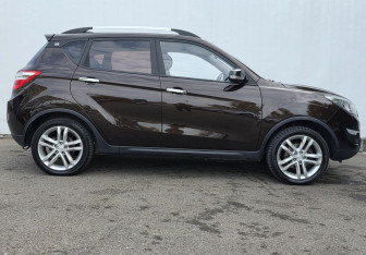 Подержанный автомобиль Changan CS35 2019 года (4 фото)