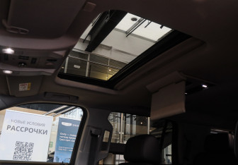 Подержанный автомобиль Chevrolet Tahoe 2018 года (10 фото)