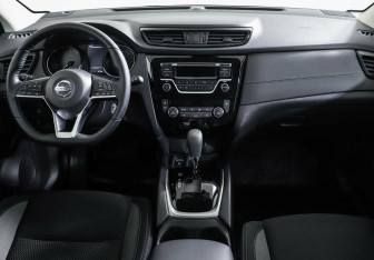 Подержанный автомобиль Nissan Qashqai 2021 года (8 фото)