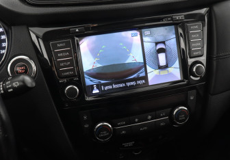 Подержанный автомобиль Nissan Qashqai 2020 года (10 фото)