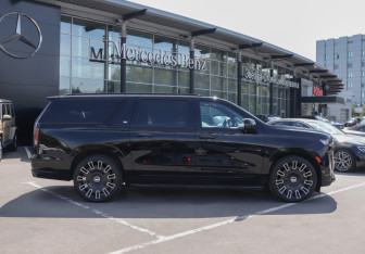 Подержанный автомобиль Cadillac Escalade Suv 2021 года (4 фото)