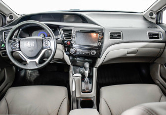 Подержанный автомобиль Honda Civic Sedan 2013 года (5 фото)