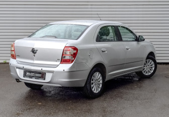 Подержанный автомобиль Ravon R4 2017 года (5 фото)