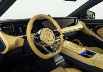 Подержанный автомобиль Voyah Free 2023 года (10 фото)