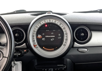 Подержанный автомобиль MINI Clubman Hatchback 2012 года (17 фото)