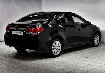 Подержанный автомобиль Chevrolet Cruze Sedan 2012 года (5 фото)