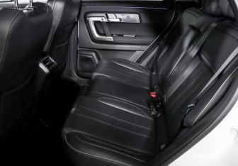 Подержанный автомобиль Jaecoo J7 2024 года (10 фото)