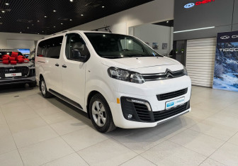 Подержанный автомобиль Citroen SpaceTourer 2019 года (3 фото)