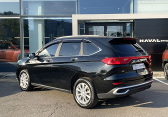 Подержанный автомобиль Haval M6 2023 года (7 фото)