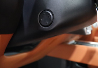 Подержанный автомобиль LiXiang L6 2024 года (13 фото)