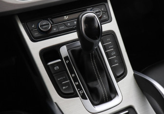 Подержанный автомобиль Geely Atlas 2019 года (12 фото)