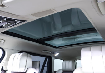 Подержанный автомобиль Land Rover Range Rover 2016 года (16 фото)