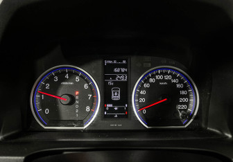 Подержанный автомобиль Honda CR-V 2008 года (11 фото)