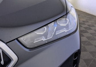 Подержанный автомобиль BMW X6 2025 года (14 фото)