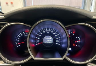 Подержанный автомобиль Kia Optima Sedan 2015 года (14 фото)