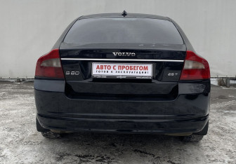 Подержанный автомобиль Volvo S80 2007 года (6 фото)