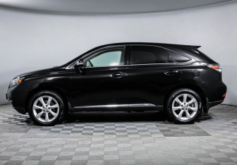 Подержанный автомобиль Lexus RX 2011 года (8 фото)