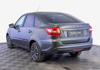 Подержанный автомобиль LADA (ВАЗ) Granta Liftback 2024 года (7 фото)