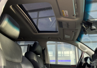 Подержанный автомобиль Lexus LX 2015 года (18 фото)