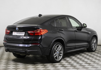 Подержанный автомобиль BMW X4 2018 года (5 фото)