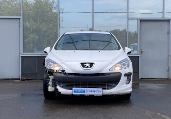 Подержанный автомобиль Peugeot 308 Hatchback 2009 года (2 фото)