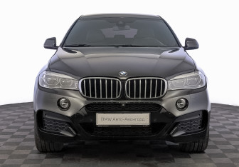 Подержанный автомобиль BMW X6 2018 года (2 фото)