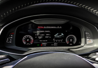 Подержанный автомобиль Audi A7 2021 года (13 фото)