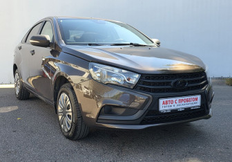 Подержанный автомобиль LADA (ВАЗ) Vesta Sedan 2016 года (3 фото)