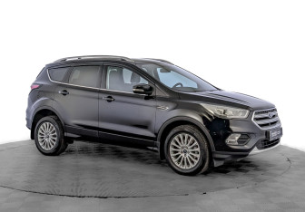 Подержанный автомобиль Ford Kuga 2019 года (3 фото)