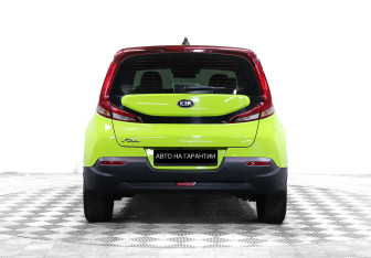 Подержанный автомобиль Kia Soul 2020 года (6 фото)
