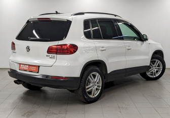 Подержанный автомобиль Volkswagen Tiguan 2014 года (5 фото)