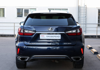 Подержанный автомобиль Lexus RX 2017 года (6 фото)