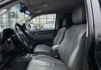 Подержанный автомобиль Chevrolet TrailBlazer 2012 года (19 фото)