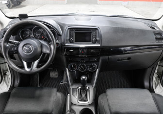 Подержанный автомобиль Mazda CX-5 2014 года (14 фото)