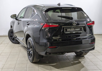 Подержанный автомобиль Lexus NX 2016 года (7 фото)