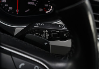 Подержанный автомобиль Audi Q7 2016 года (26 фото)
