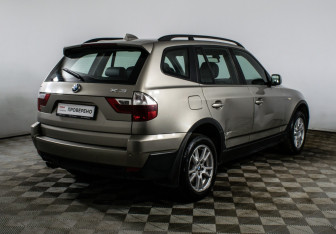 Подержанный автомобиль BMW X3 2007 года (5 фото)