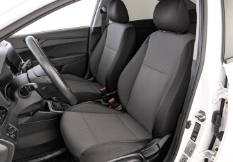 Подержанный автомобиль Hyundai Solaris Sedan 2021 года (20 фото)