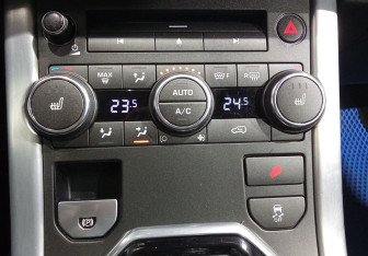 Подержанный автомобиль Land Rover Range Rover Evoque 2013 года (12 фото)