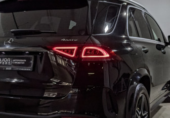 Подержанный автомобиль Mercedes-Benz GLE 2021 года (27 фото)