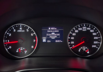 Подержанный автомобиль Kia Seltos 2021 года (13 фото)
