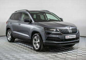 Подержанный автомобиль Skoda Karoq 2021 года (3 фото)
