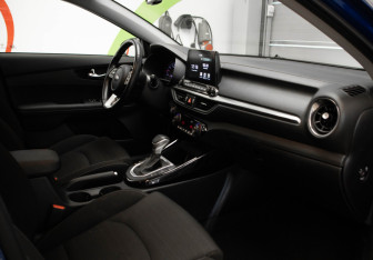 Подержанный автомобиль Kia Cerato Sedan 2021 года (29 фото)